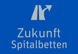 2020-02_Autobahn_Schild_ZukunftSpitalbetten